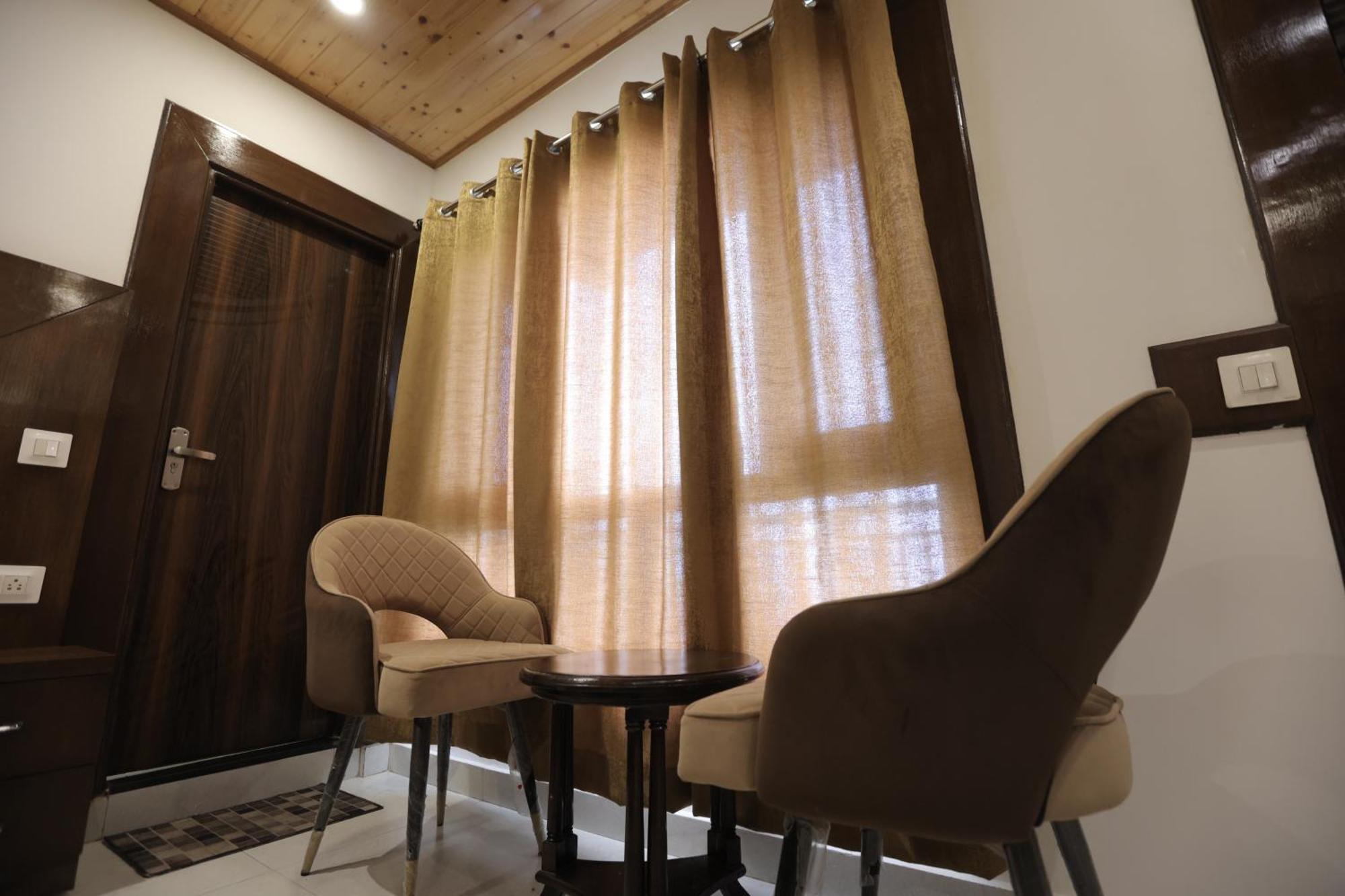 Studioz Paradise Hills Mussoorie Eksteriør bilde