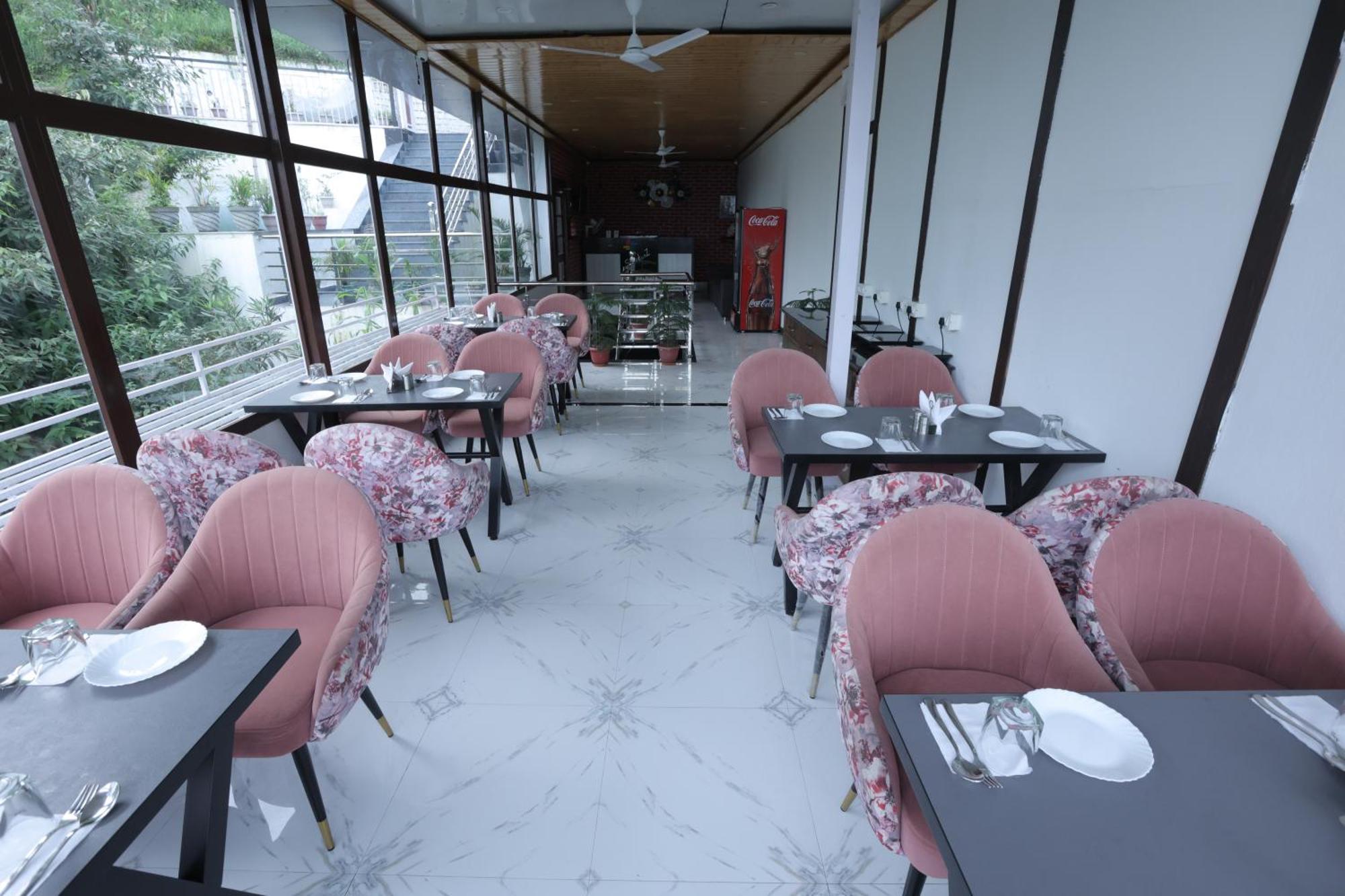 Studioz Paradise Hills Mussoorie Eksteriør bilde