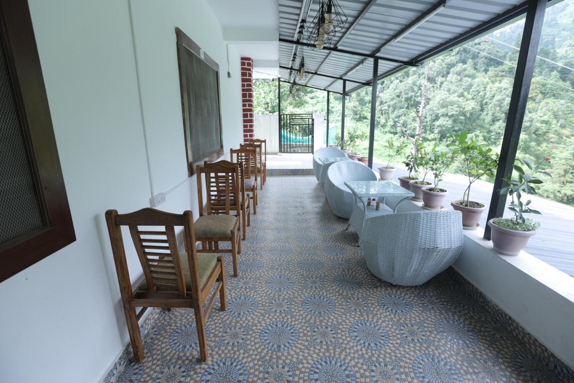 Studioz Paradise Hills Mussoorie Eksteriør bilde