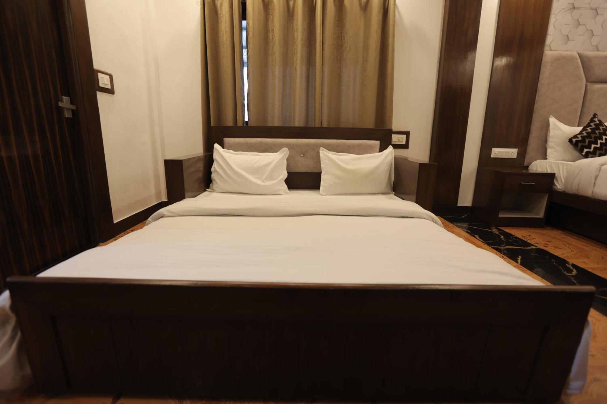 Studioz Paradise Hills Mussoorie Eksteriør bilde